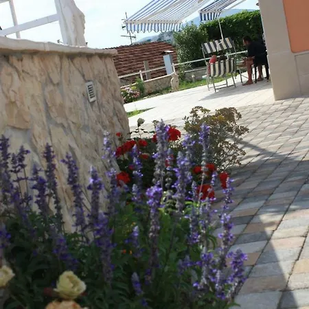 Villa Wind Okrug Gornji Exterior photo